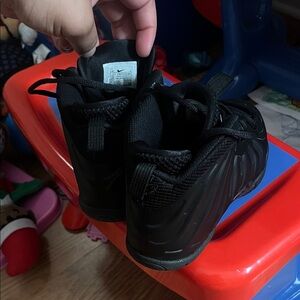 Nike Kids Black Foamposite Sneakers